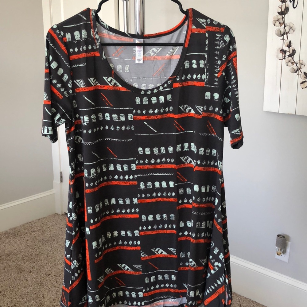 Lularoe XS perfect tee